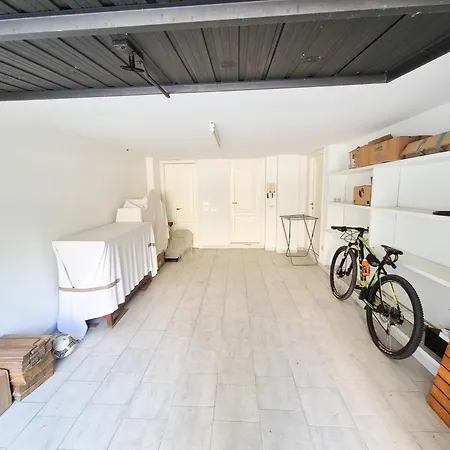 Apartment Spacious A Few Steps From The